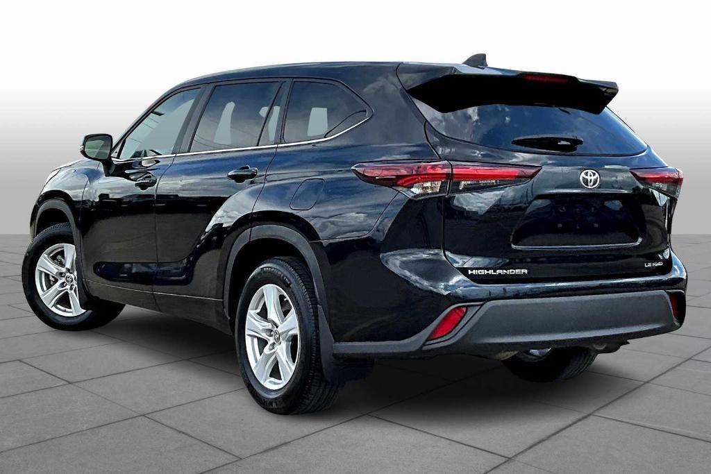 used 2024 Toyota Highlander car, priced at $33,429