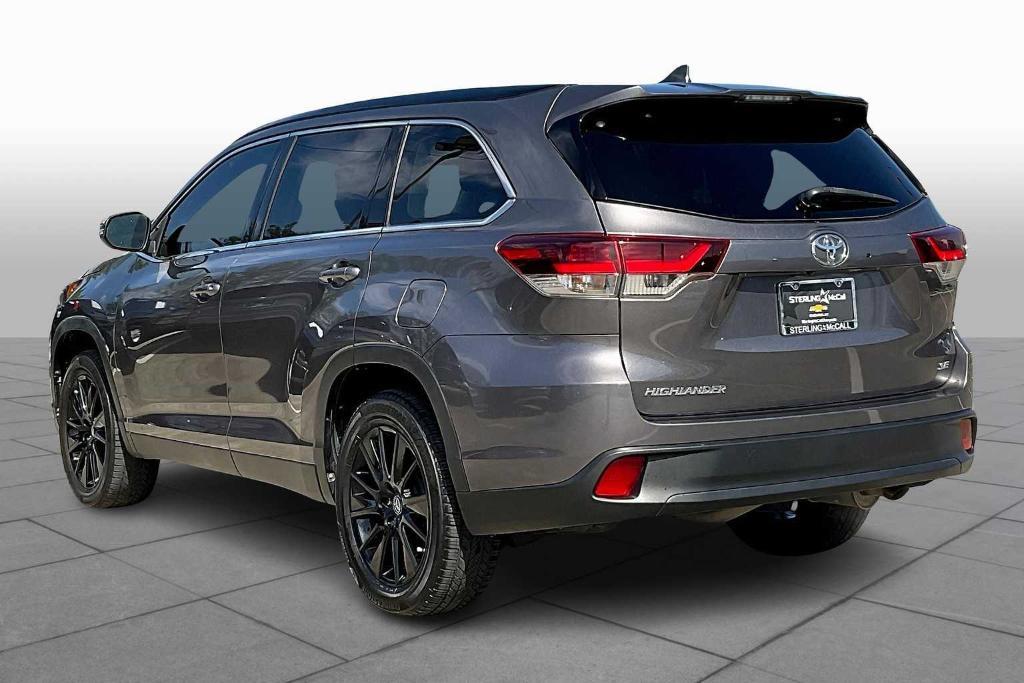 used 2019 Toyota Highlander car, priced at $23,976