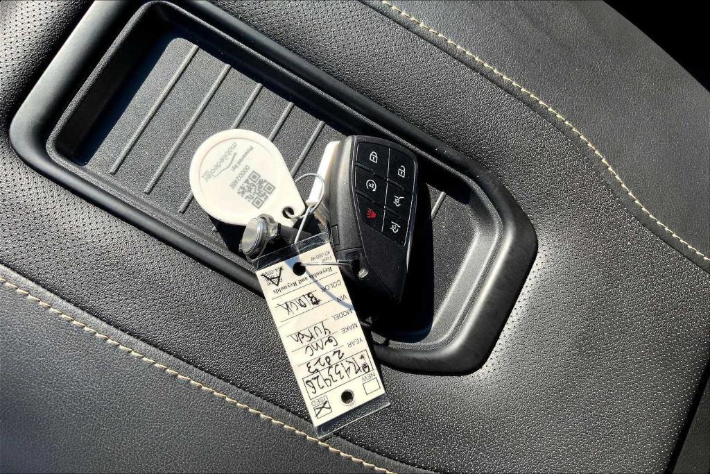 used 2023 GMC Yukon car, priced at $50,700