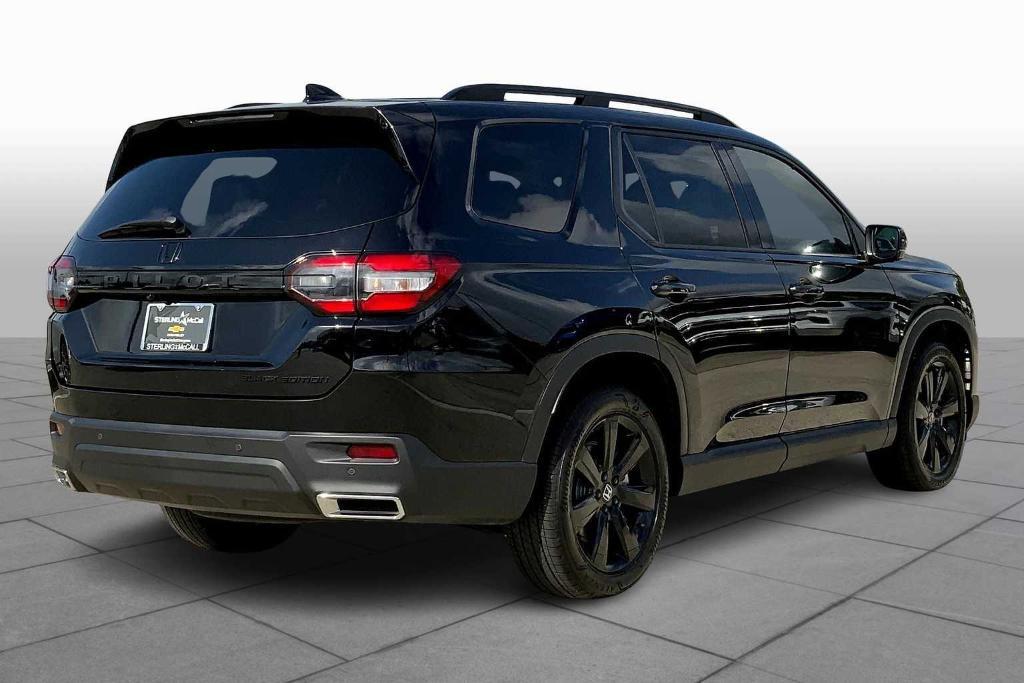 used 2025 Honda Pilot car, priced at $49,209