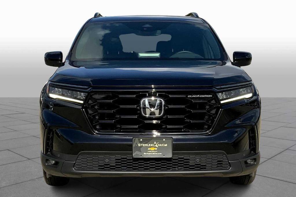 used 2025 Honda Pilot car, priced at $49,209