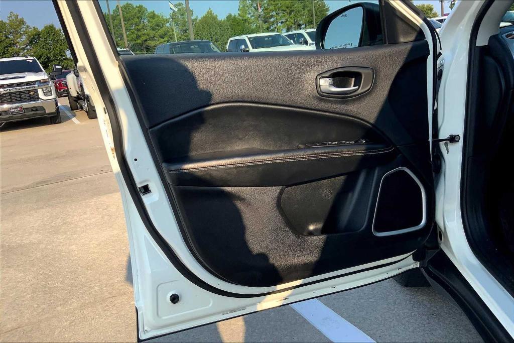 used 2018 Jeep Compass car, priced at $8,989