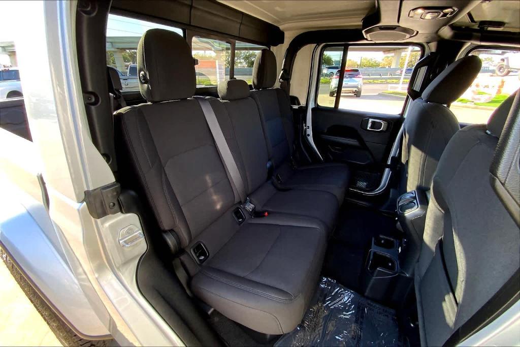 used 2023 Jeep Gladiator car, priced at $34,302