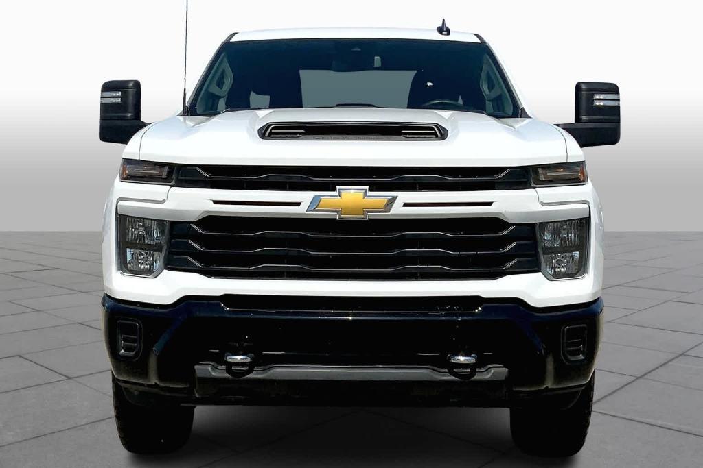 used 2024 Chevrolet Silverado 2500 car, priced at $45,998
