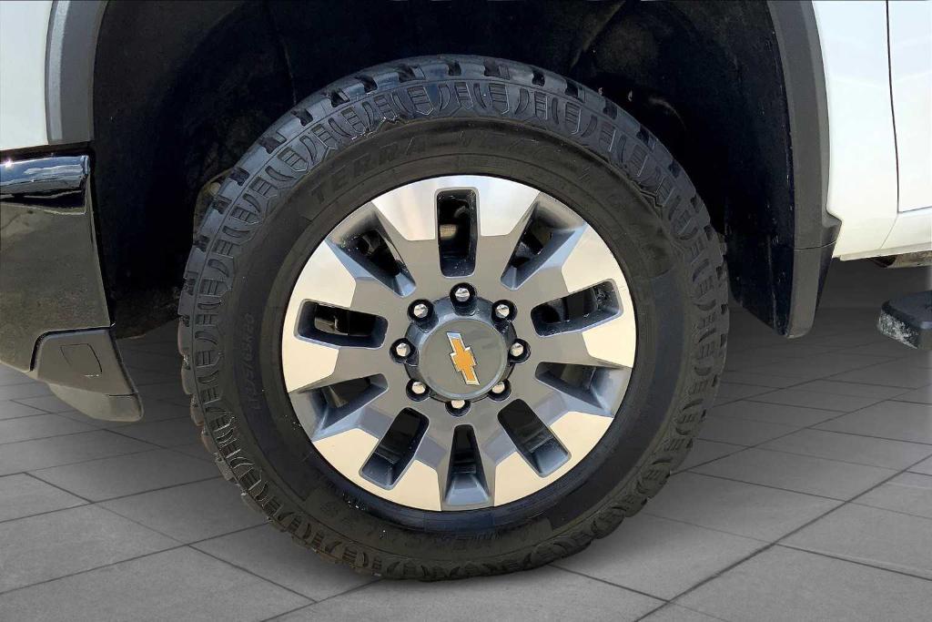 used 2024 Chevrolet Silverado 2500 car, priced at $45,998
