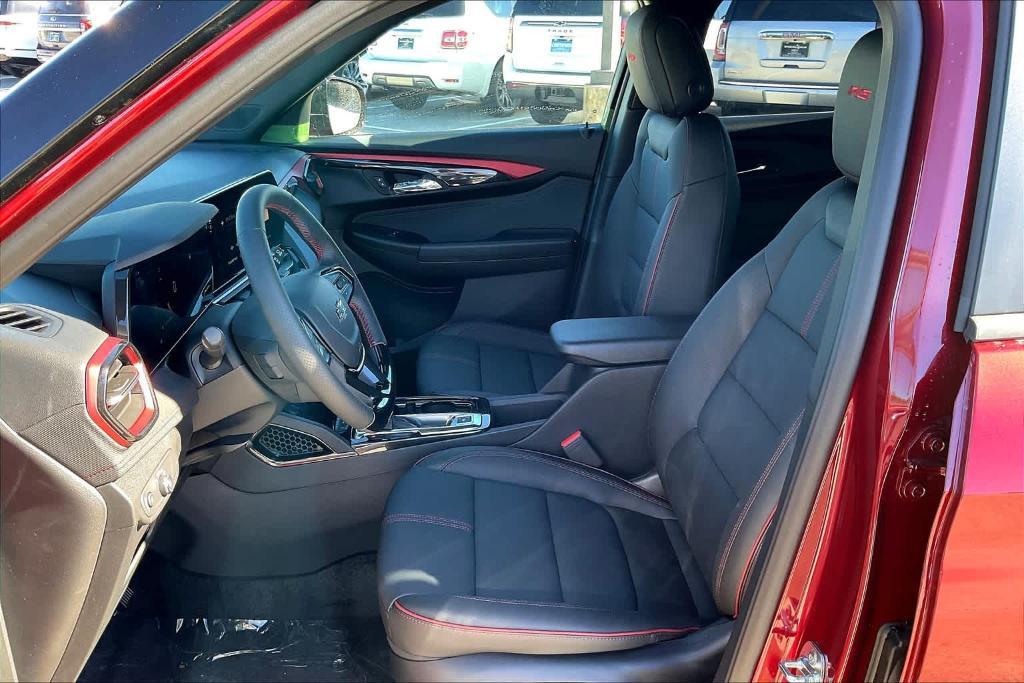 new 2025 Chevrolet TrailBlazer car, priced at $32,230