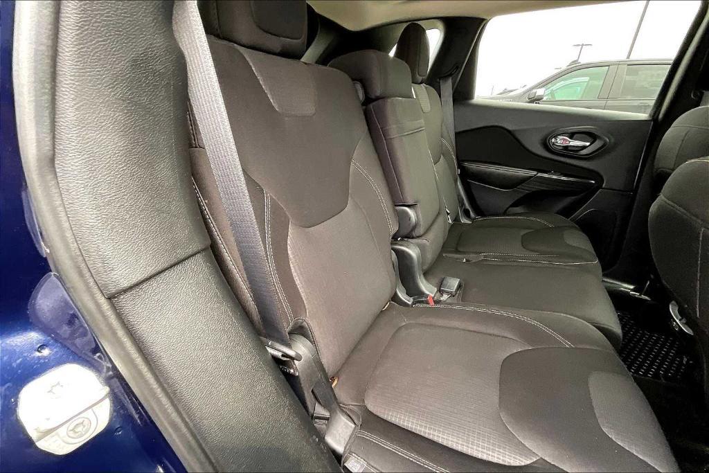 used 2015 Jeep Cherokee car, priced at $8,686
