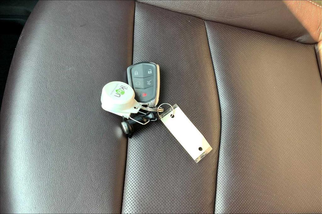 used 2024 Cadillac XT6 car, priced at $46,073