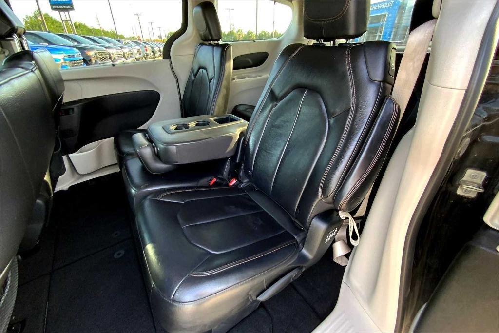 used 2017 Chrysler Pacifica car, priced at $14,555