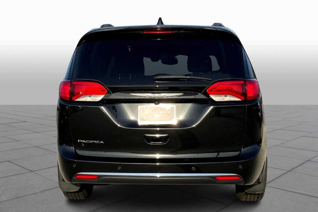 used 2017 Chrysler Pacifica car, priced at $14,555