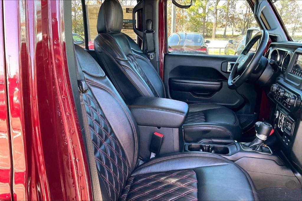 used 2021 Jeep Gladiator car, priced at $33,439