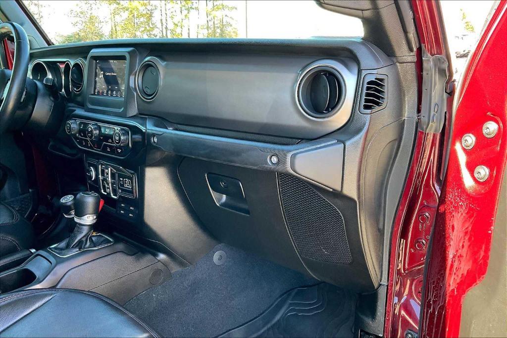 used 2021 Jeep Gladiator car, priced at $33,439