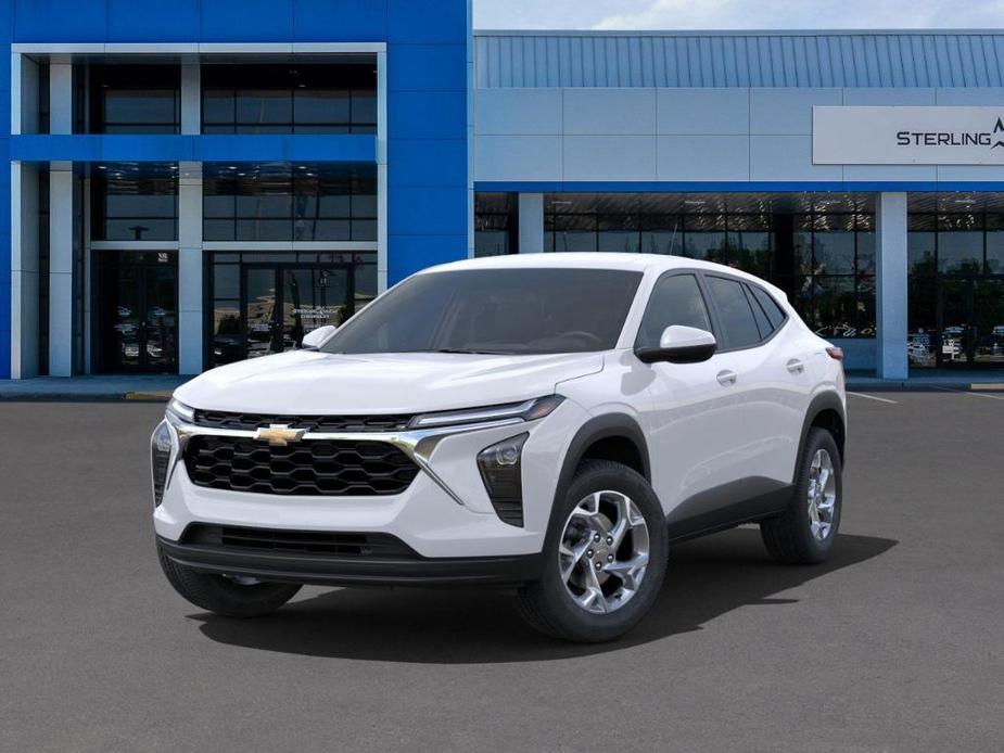 new 2025 Chevrolet Trax car, priced at $23,550