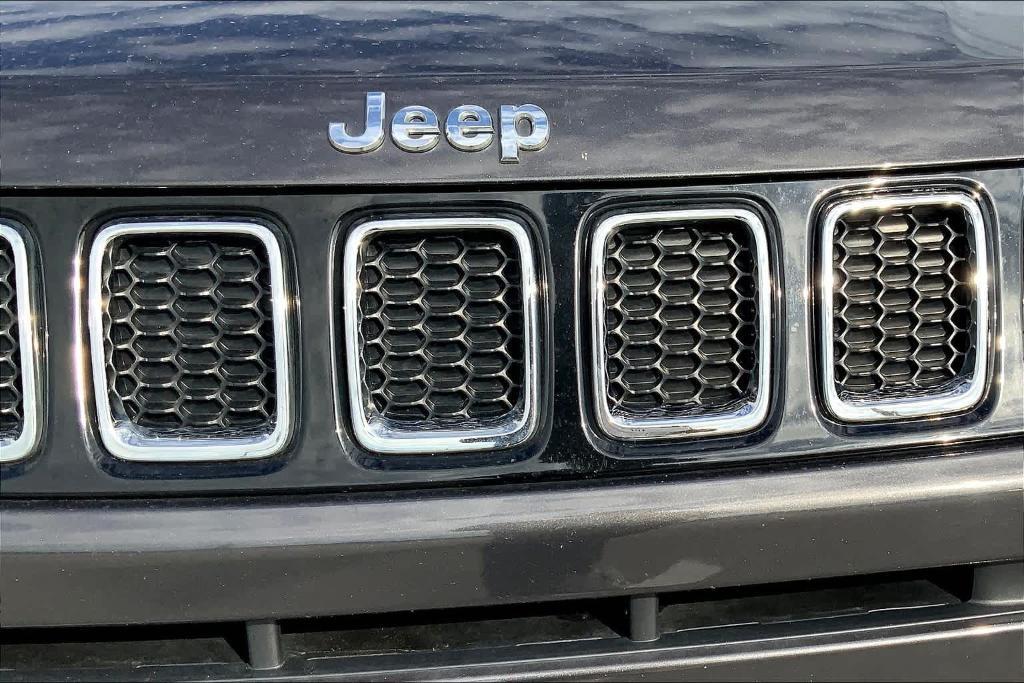 used 2019 Jeep Compass car, priced at $18,391