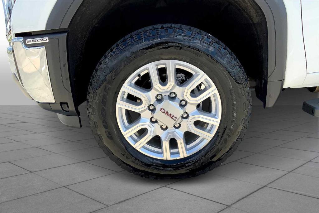 used 2024 GMC Sierra 2500 car, priced at $69,738