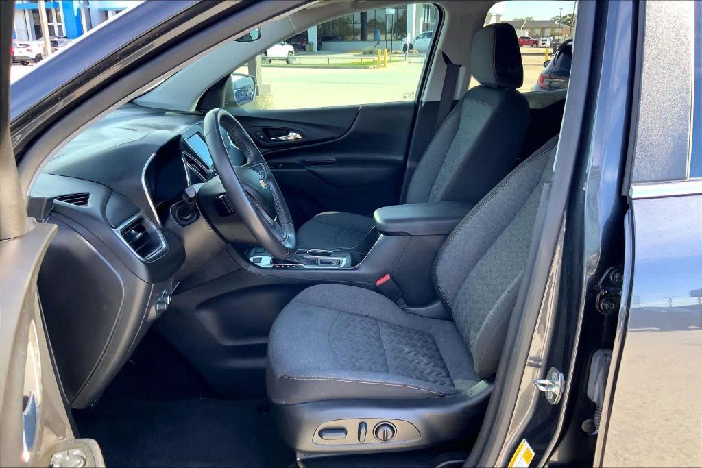 used 2022 Chevrolet Equinox car, priced at $21,228