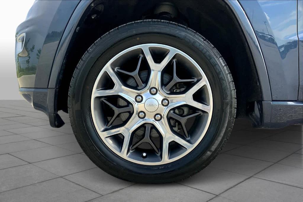 used 2020 Jeep Grand Cherokee car, priced at $23,820