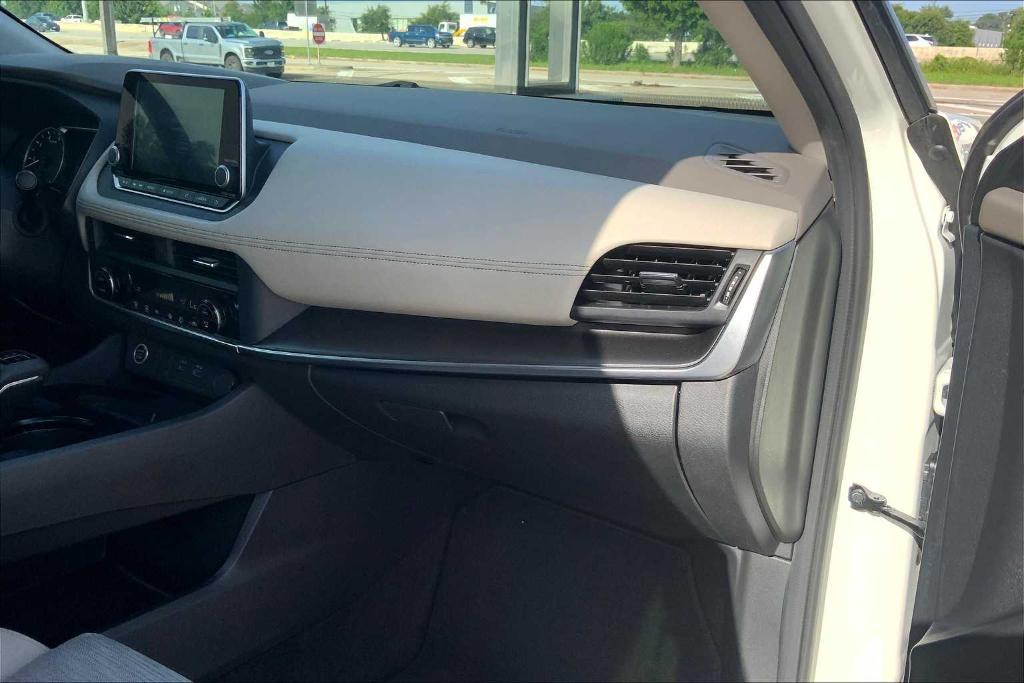 used 2023 Nissan Rogue car, priced at $18,714