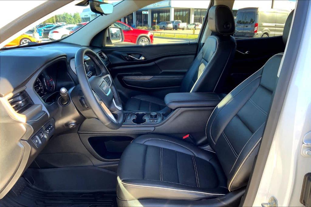 used 2023 GMC Acadia car, priced at $34,444