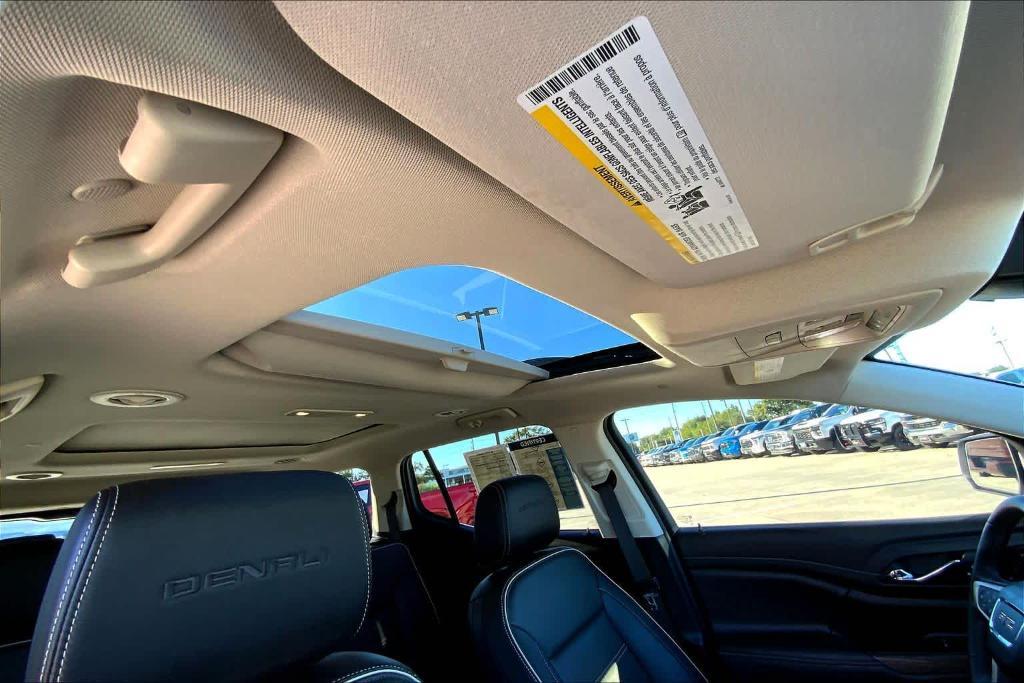 used 2023 GMC Acadia car, priced at $34,444