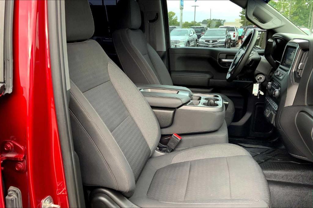 used 2022 Chevrolet Silverado 1500 Limited car, priced at $31,136