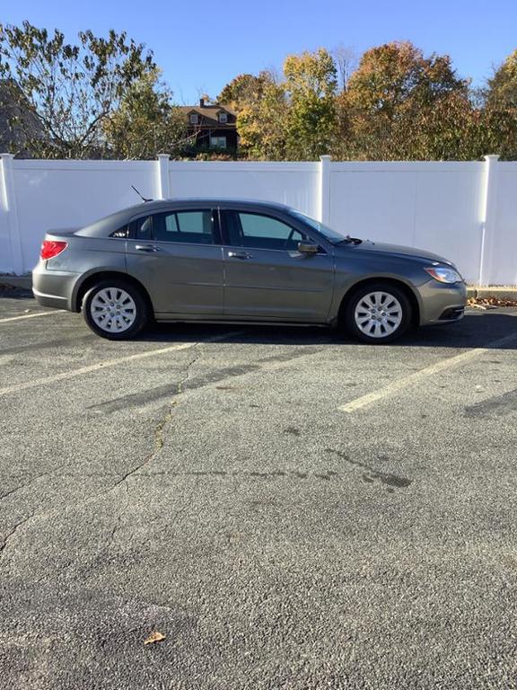 used 2013 Chrysler 200 car, priced at $5,800