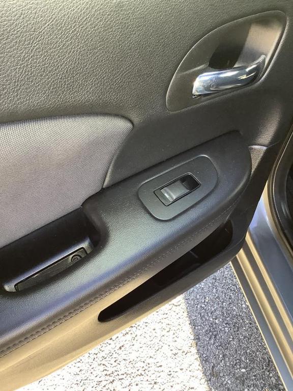 used 2013 Chrysler 200 car, priced at $5,800