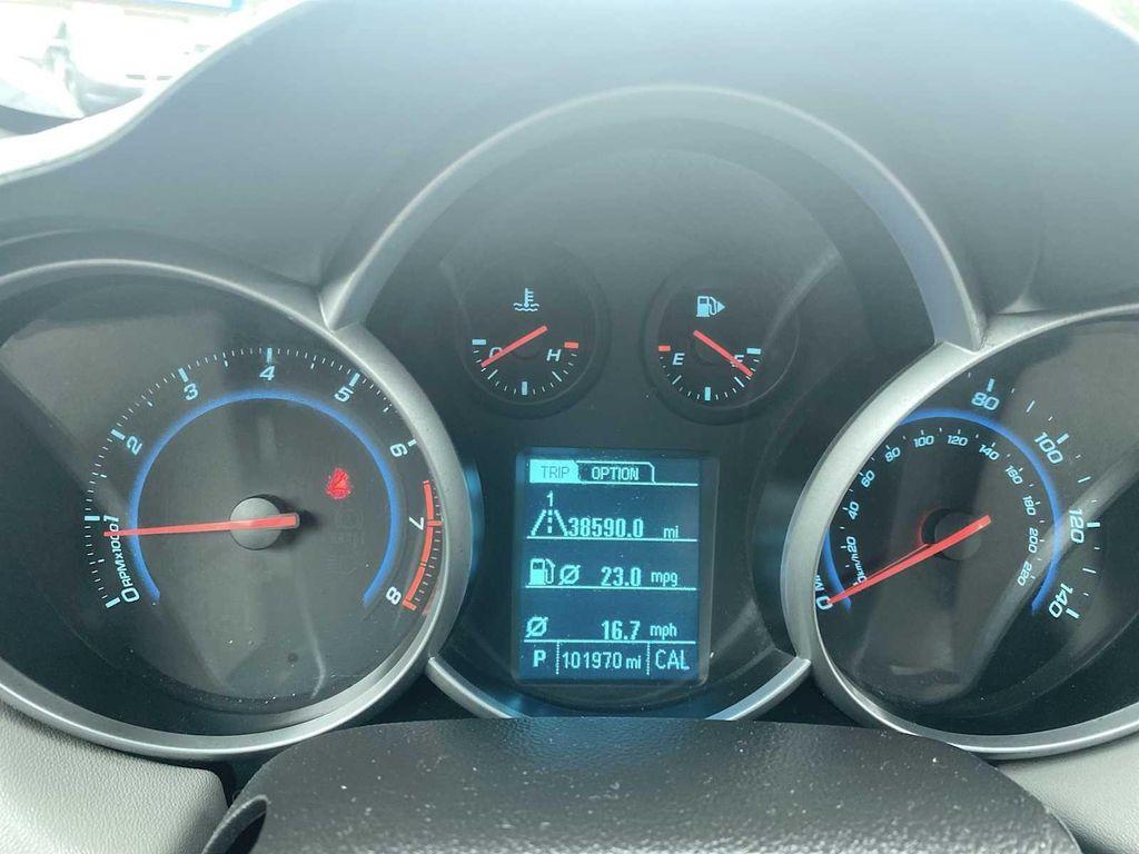 used 2014 Chevrolet Cruze car, priced at $5,800