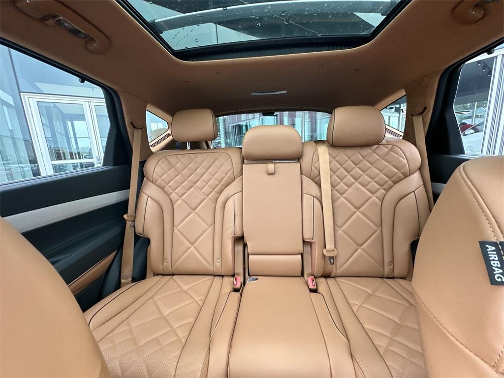 new 2025 Genesis GV80 car, priced at $82,764