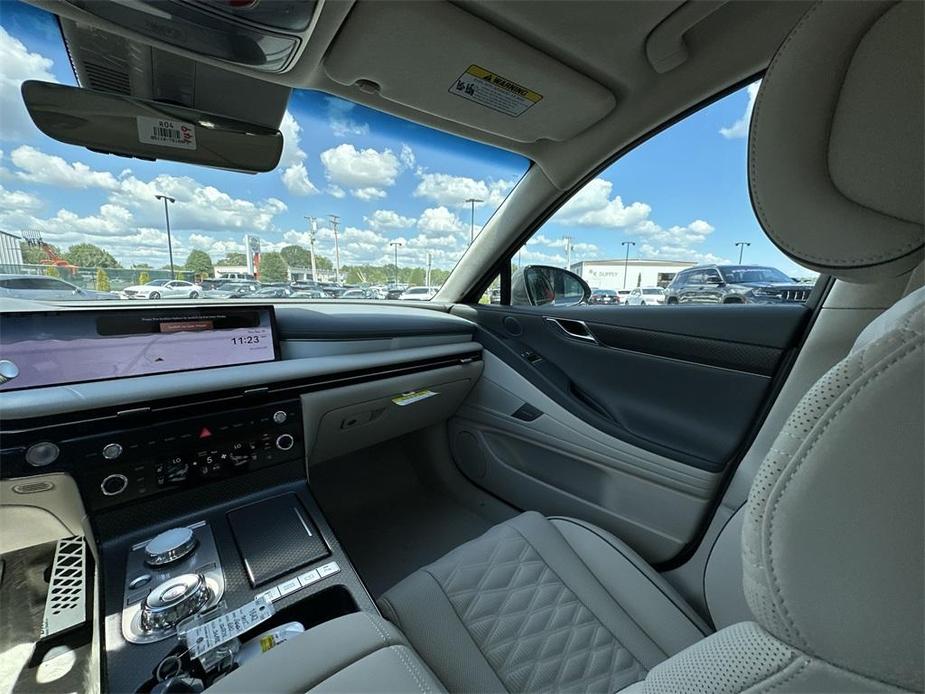 new 2025 Genesis G80 car, priced at $79,060