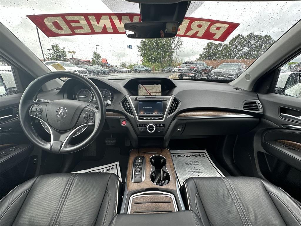 used 2020 Acura MDX car, priced at $27,086