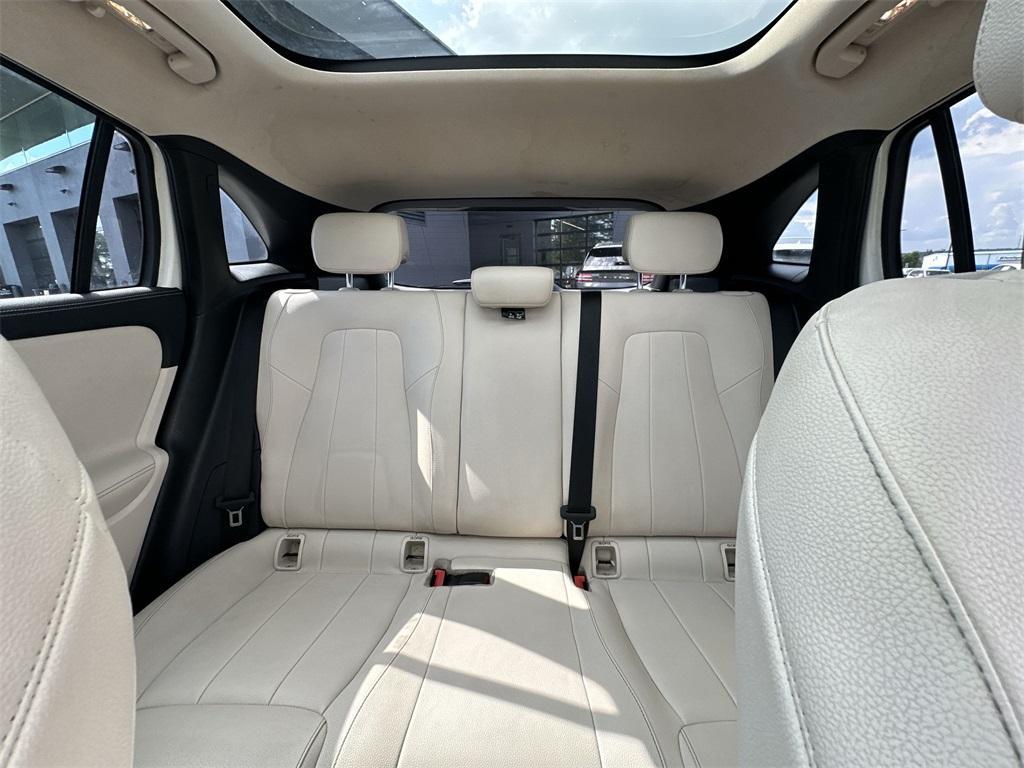 used 2021 Mercedes-Benz GLA 250 car, priced at $27,815