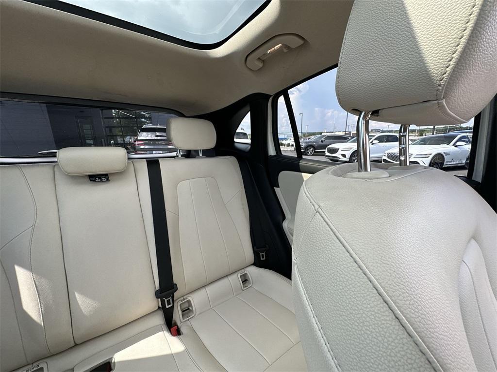 used 2021 Mercedes-Benz GLA 250 car, priced at $27,815