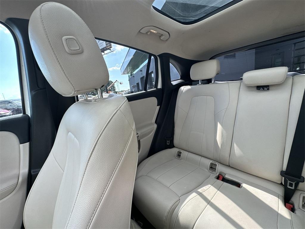used 2021 Mercedes-Benz GLA 250 car, priced at $27,815