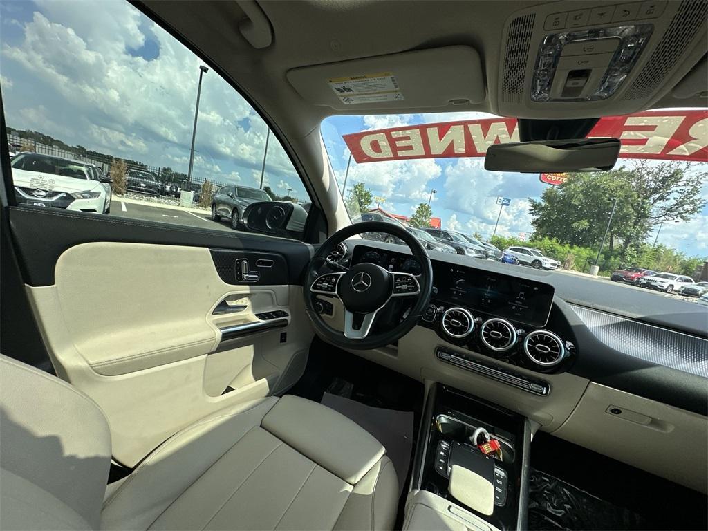 used 2021 Mercedes-Benz GLA 250 car, priced at $27,815