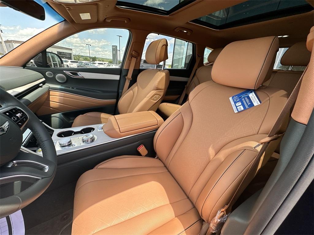 new 2025 Genesis GV80 car, priced at $73,640