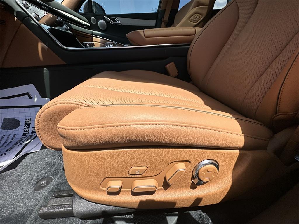 new 2025 Genesis GV80 car, priced at $73,640