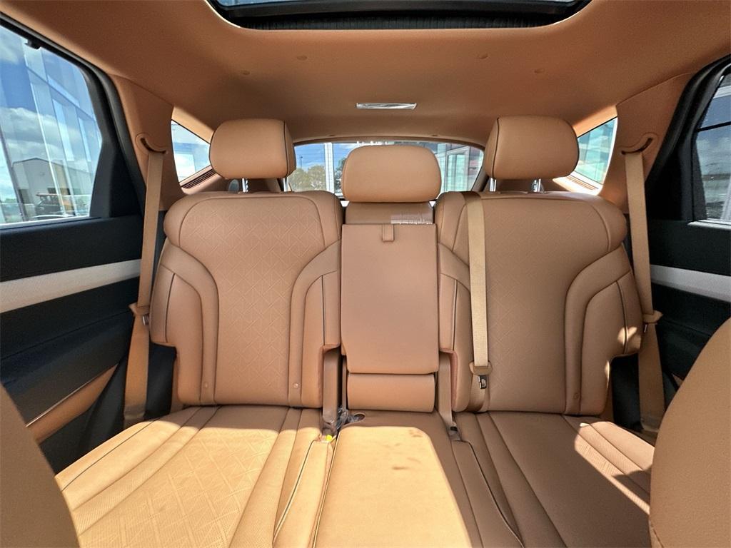 new 2025 Genesis GV80 car, priced at $73,640