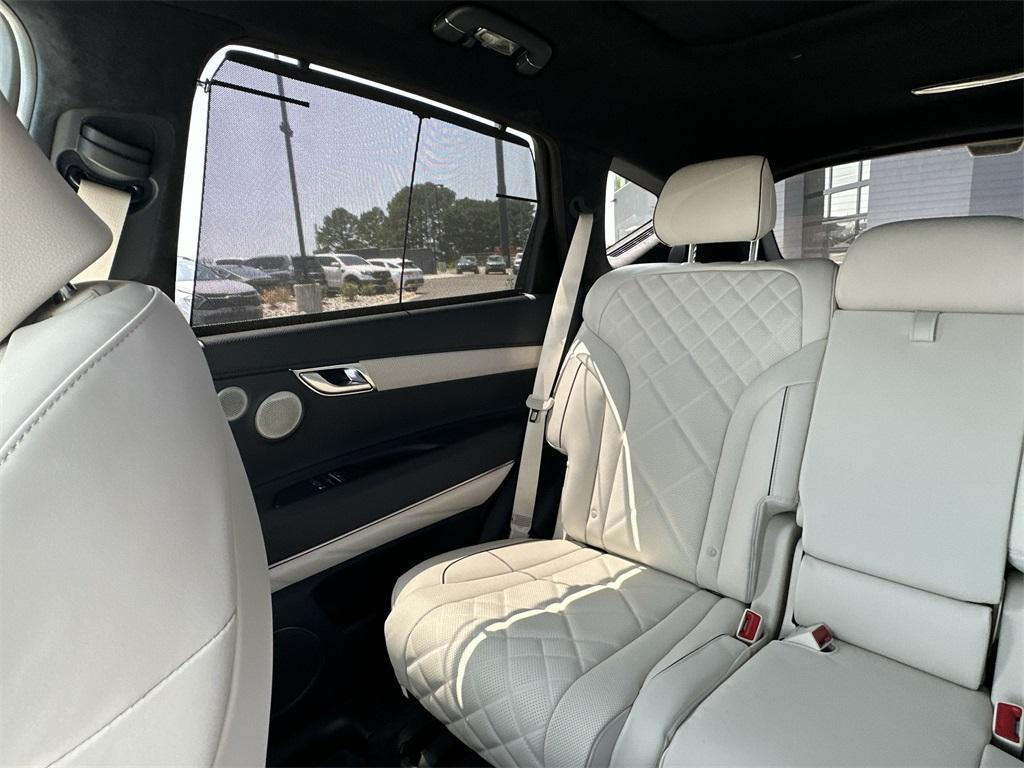 new 2025 Genesis GV80 car, priced at $82,585