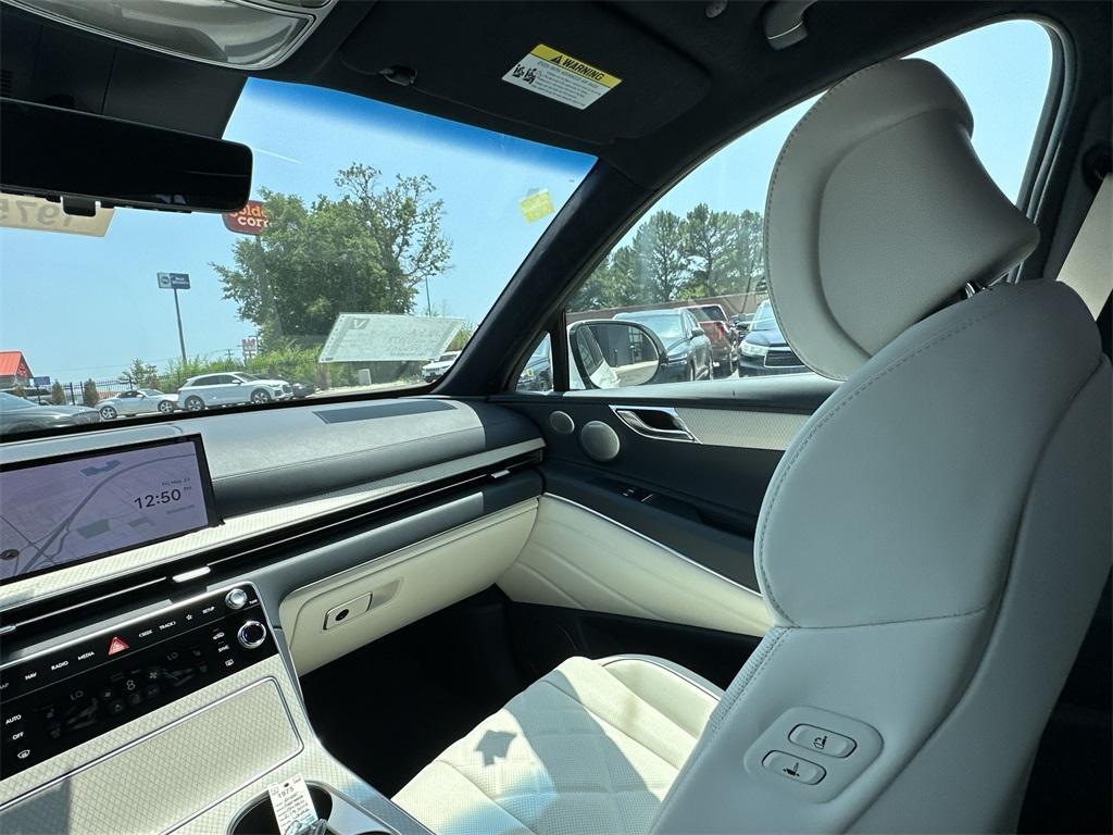 new 2025 Genesis GV80 car, priced at $82,585