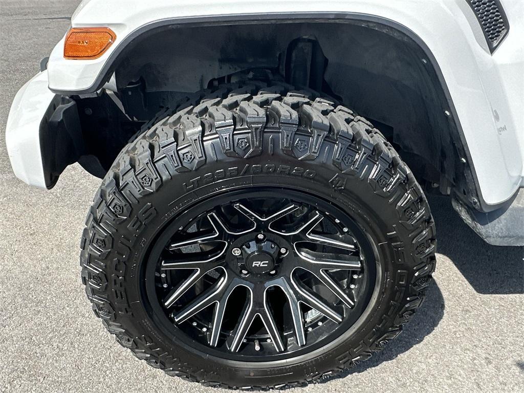 used 2021 Jeep Wrangler Unlimited car, priced at $39,264
