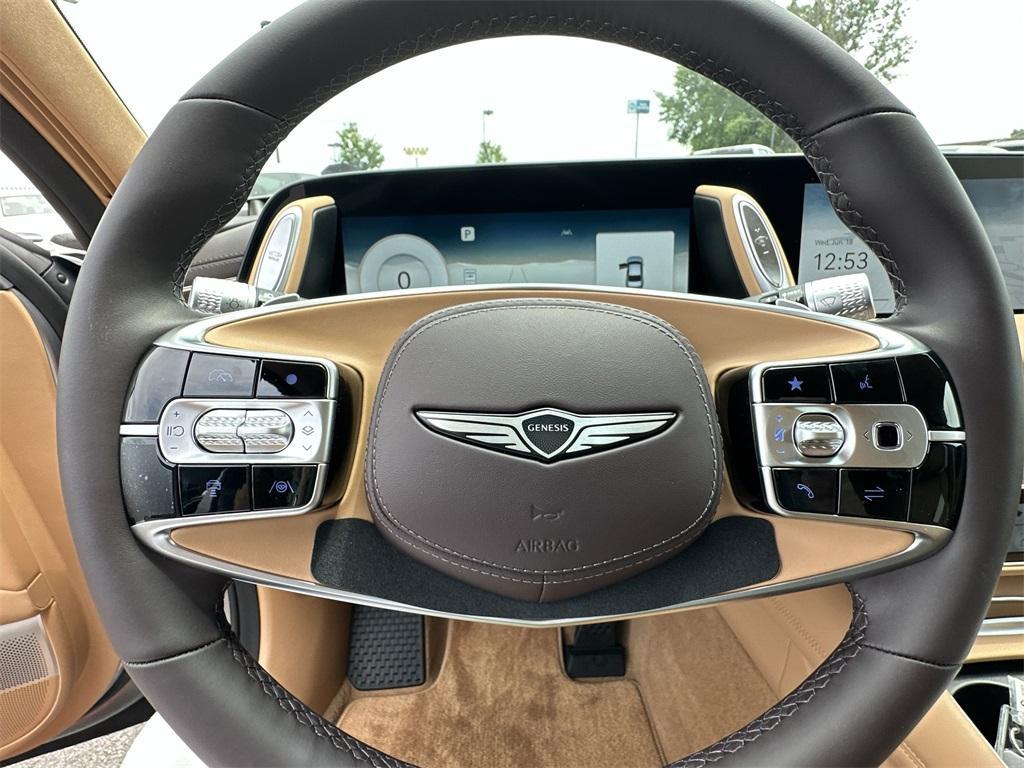 new 2025 Genesis G90 car, priced at $102,305