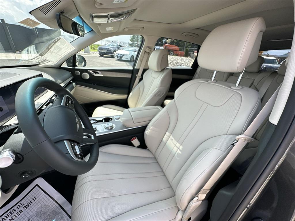 new 2025 Genesis GV80 car, priced at $68,700