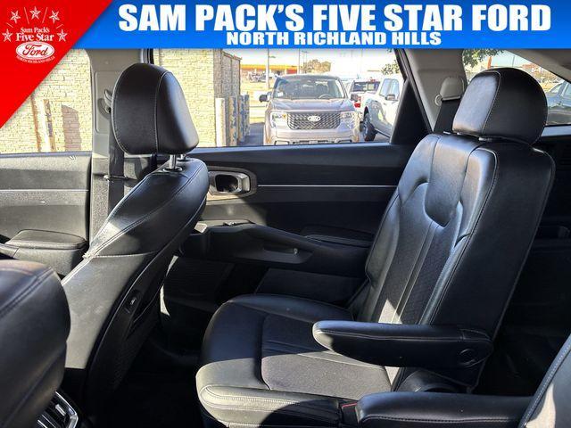 used 2023 Kia Sorento car, priced at $18,000