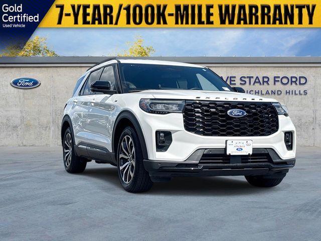 used 2025 Ford Explorer car, priced at $40,000