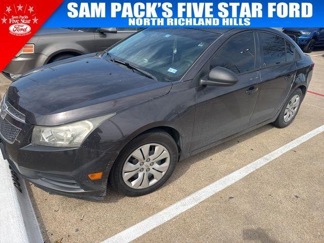 used 2014 Chevrolet Cruze car, priced at $7,000