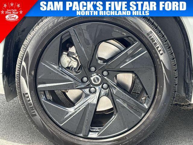 used 2021 Volvo XC90 car, priced at $29,000