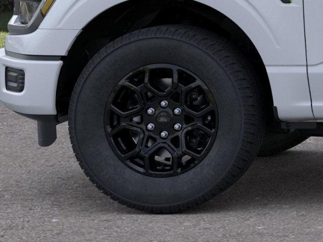 new 2025 Ford F-150 car, priced at $41,904