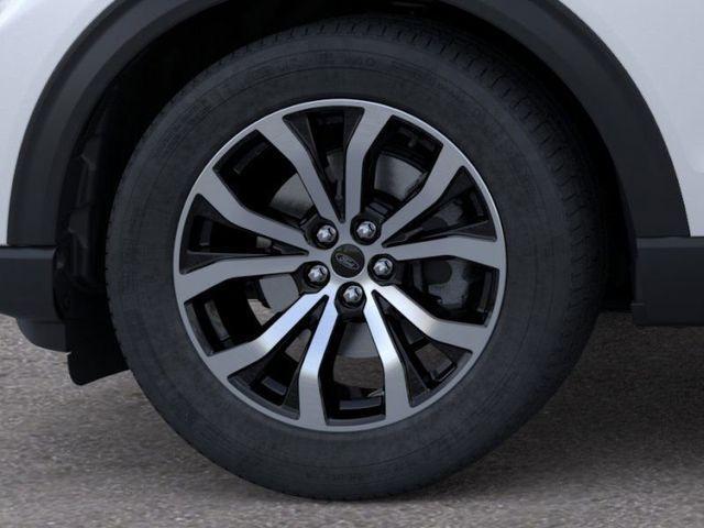 new 2025 Ford Explorer car, priced at $45,739