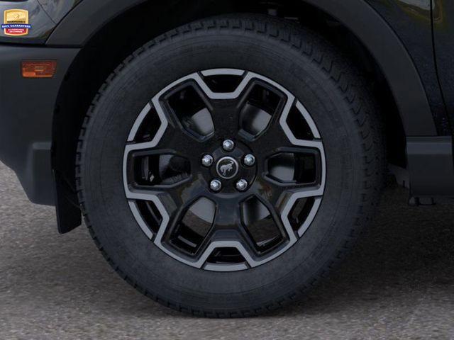 new 2025 Ford Bronco Sport car, priced at $35,319